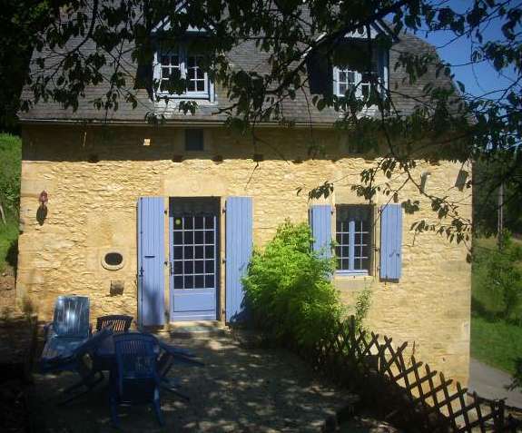La Coste location meublée vacances : 4-5 personnes Maison indépendante en location saisonnière
